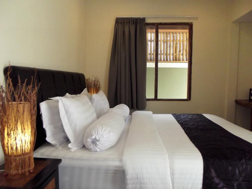 The Lakshmi Villas By The Beach House Gili Trawangan Exteriör bild