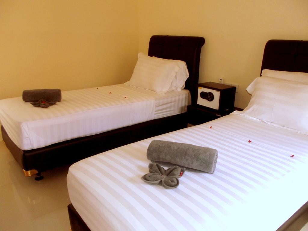 The Lakshmi Villas By The Beach House Gili Trawangan Exteriör bild